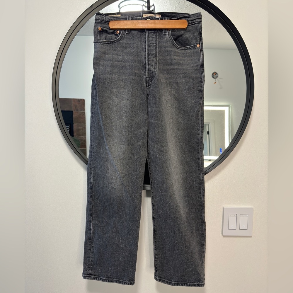 Levi’s Ribcage Jeans